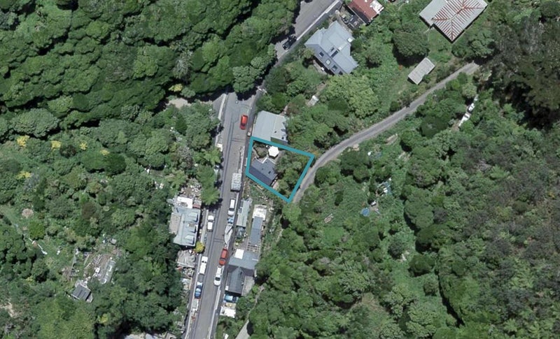 79 Holloway Road, Aro Valley, Wellington - Carousel 1