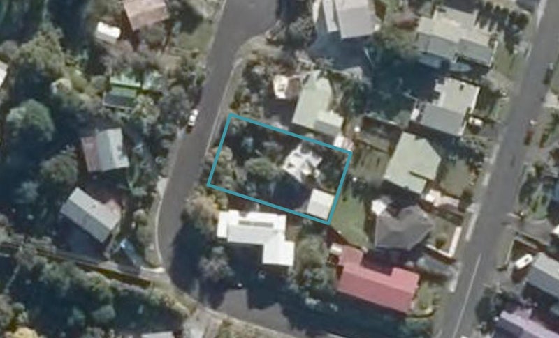 6 Handley Place, Onerahi, Whangarei - Carousel 1