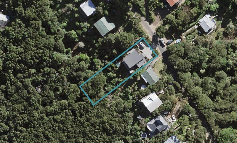44 Okoka Road, Omiha, Waiheke Island - Carousel 1