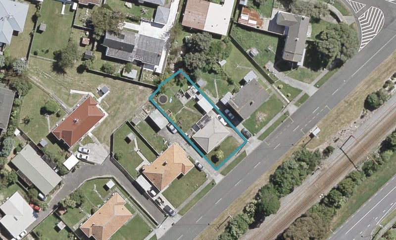 75 Oxford Terrace, Epuni, Lower Hutt - Carousel 1