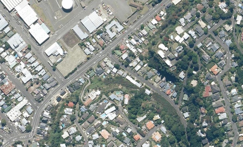 50 Burns Road, Hospital Hill, Napier - Carousel 1