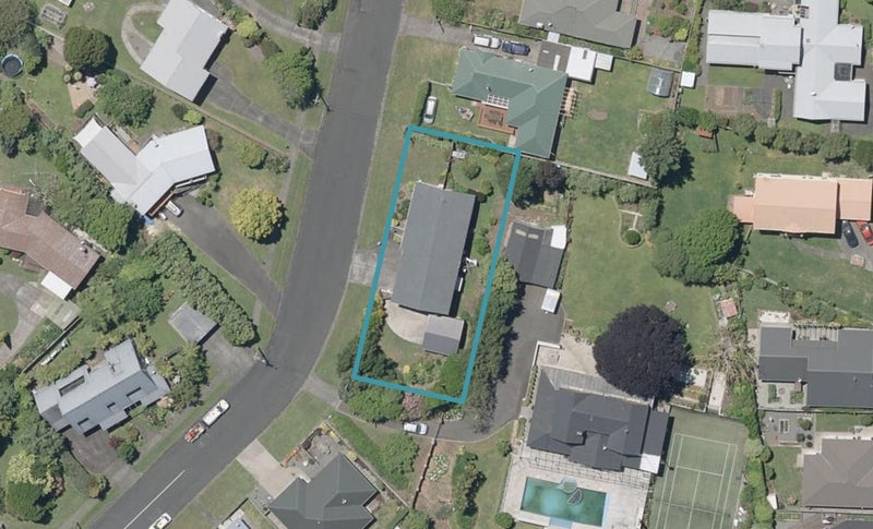 4 Eaton Crescent, Otamatea, Whanganui - Carousel 1