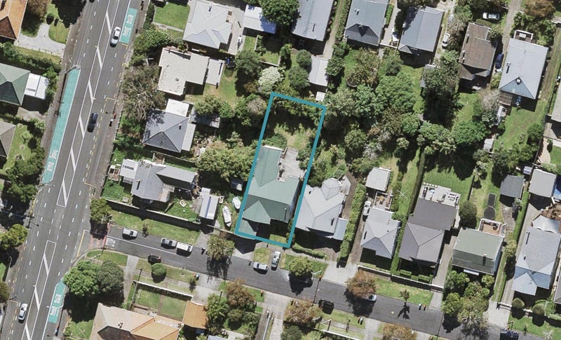 2 Truro Road, Sandringham, Auckland - Carousel 1