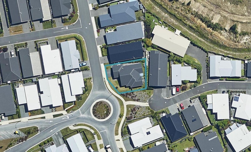 24 Saint Pauls Drive, Brookfield, Tauranga - Carousel 1