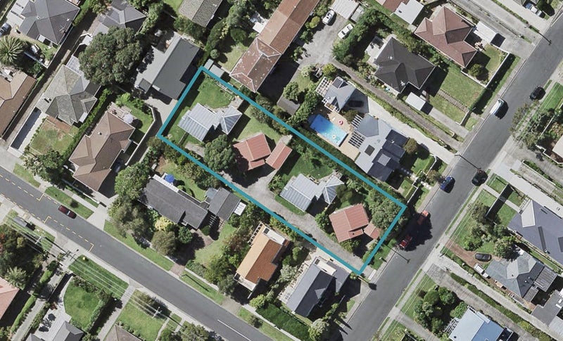 1/29 Eversleigh Road, Belmont, Auckland - Carousel 1