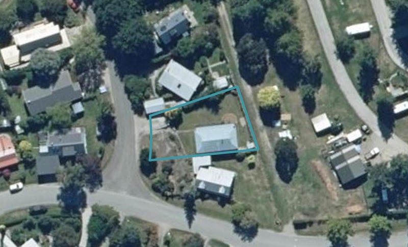 16 Jenkins Place, Arrowtown, Arrowtown - Carousel 1