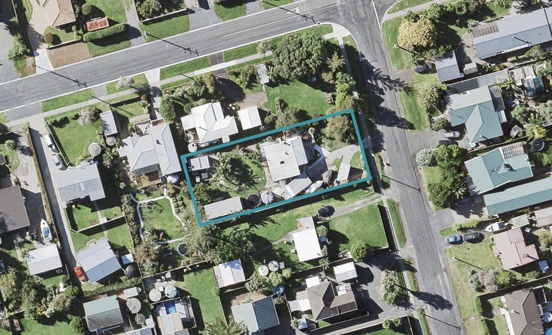 52 Bell Road, Beachlands, Auckland - Carousel 1