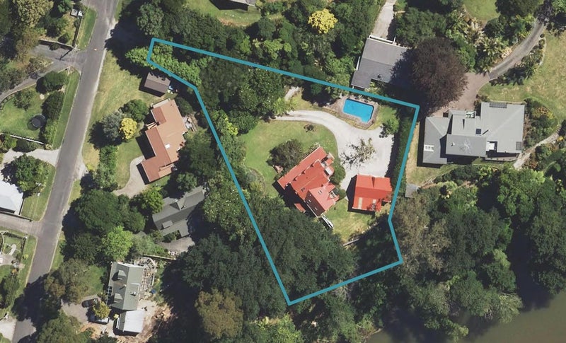 16 Grant Road, Whataupoko, Gisborne - Carousel 1