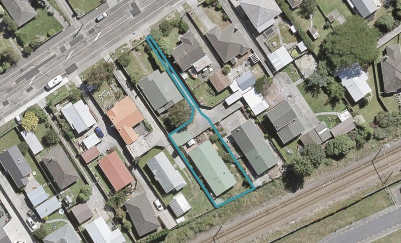 1/38A Palmer Crescent, Silverstream, Upper Hutt - Carousel 1