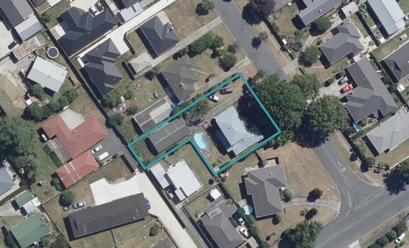 3 Dover Road, St Andrews, Hamilton - Carousel 1