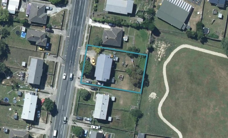 178 Warspite Avenue, Waitangirua, Porirua - Carousel 1
