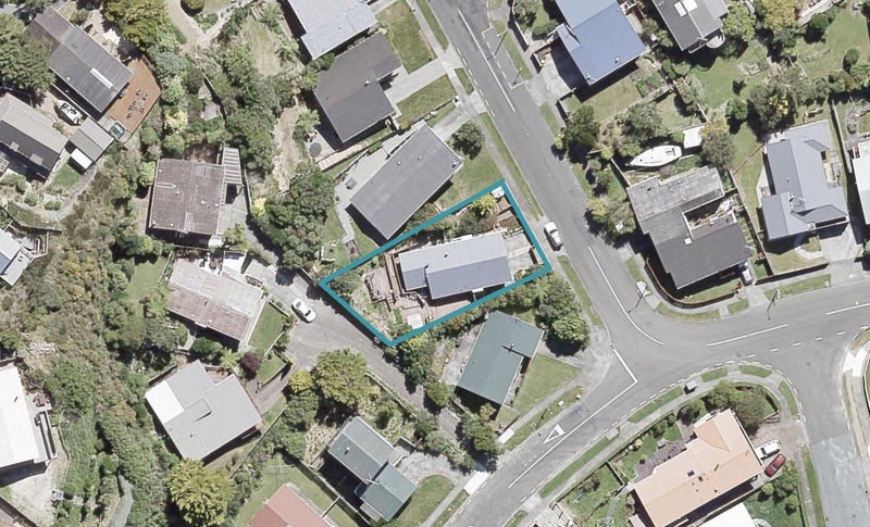 3 Protea Street, Maungaraki, Lower Hutt - Carousel 1