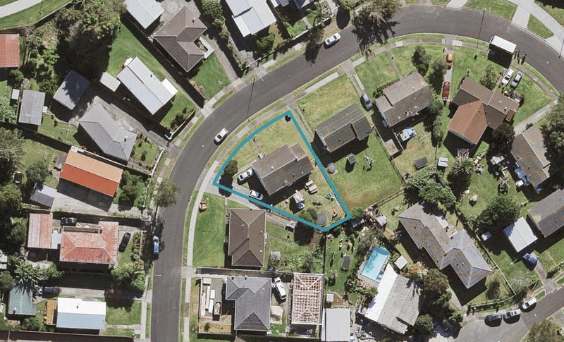 15 Windrush Close, Mangere, Auckland - Carousel 1