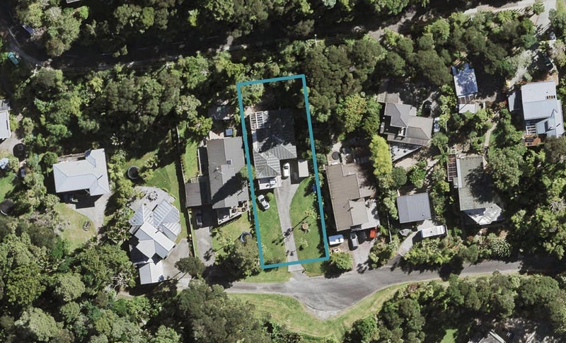 69 Wood Bay Road, Titirangi, Auckland - Carousel 1