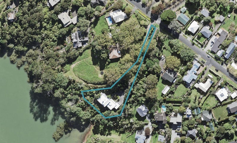 20 Rame Road, Greenhithe, Auckland - Carousel 1