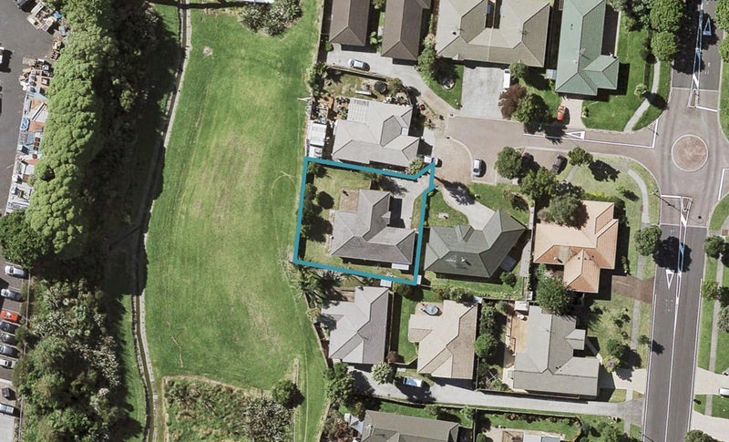 6 St Leger Close, Huntington Park, Auckland - Carousel 1