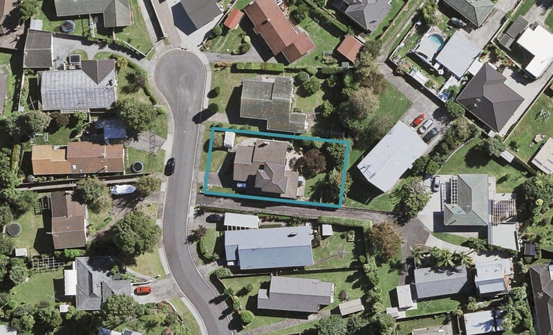 11 Mccall Place, Opaheke, Papakura - Carousel 1