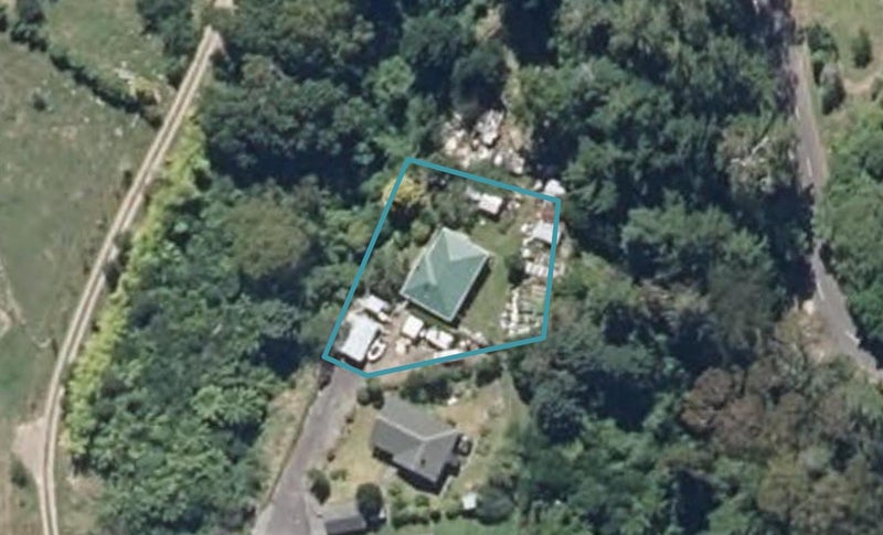 27 Beech Street, Shannon, Palmerston North - Carousel 1