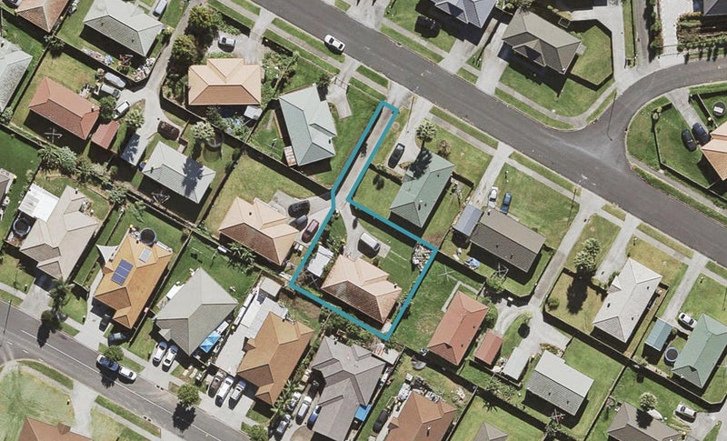 39 Manston Road, Mangere, Auckland - Carousel 1