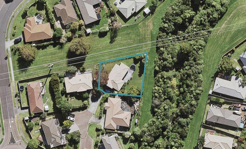 5 Yale Place, Albany, Auckland - Carousel 1