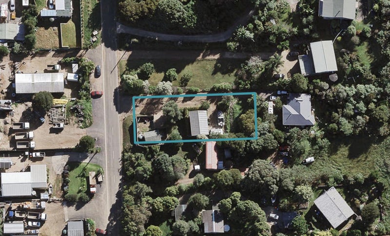 41 Erua Road, Ostend, Waiheke Island - Carousel 1