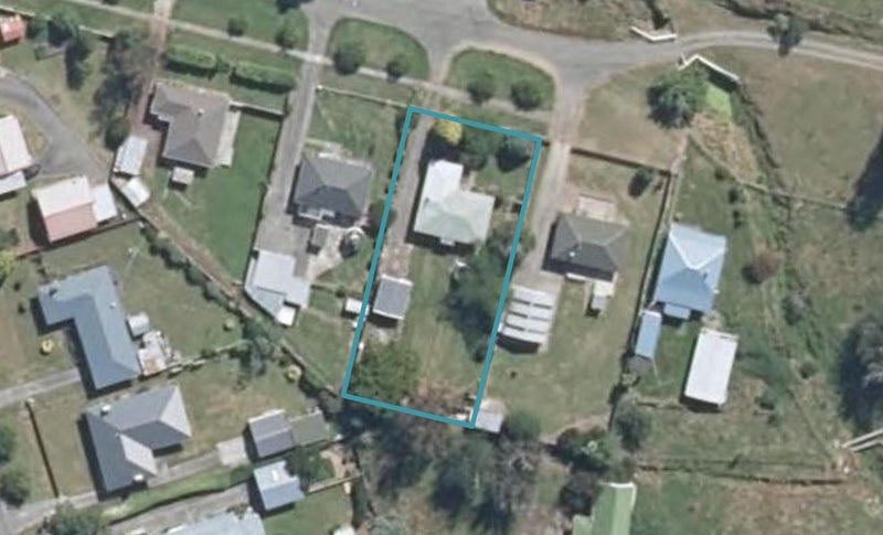 8 Wilson Road, Hunterville - Carousel 1