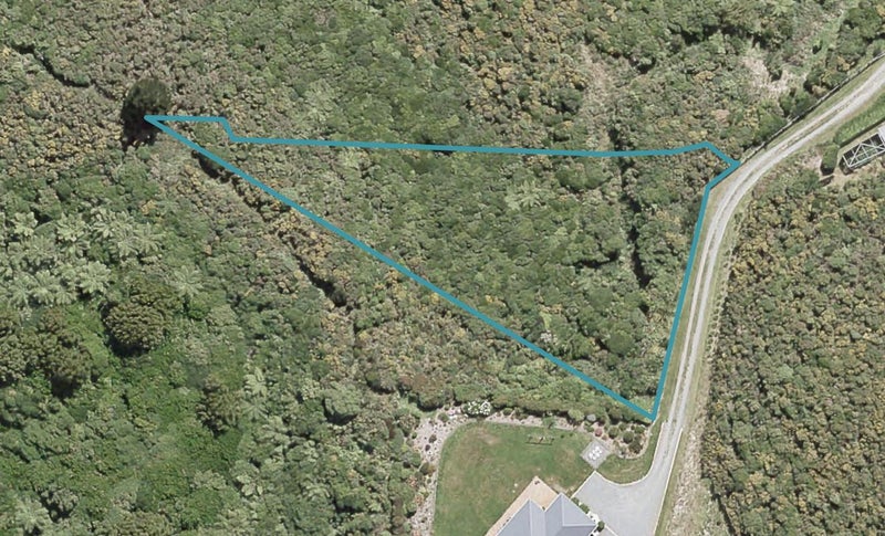 22 Karearea Lane, Maungaraki, Lower Hutt - Carousel 1