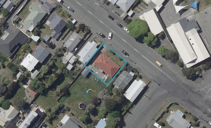1/22 Colenso Street, Sumner, Christchurch - Carousel 1
