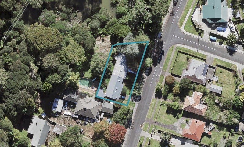 92 Sabulite Road, Kelston, Auckland - Carousel 1