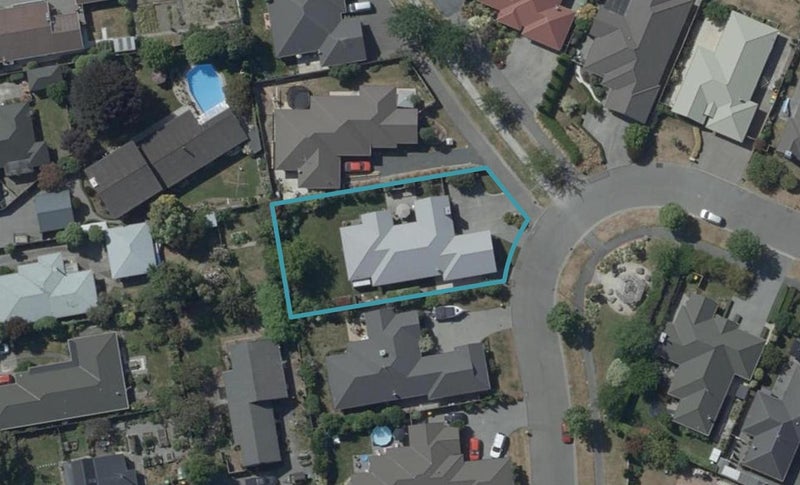 35 Heathridge Place, Lincoln, Lincoln - Carousel 1