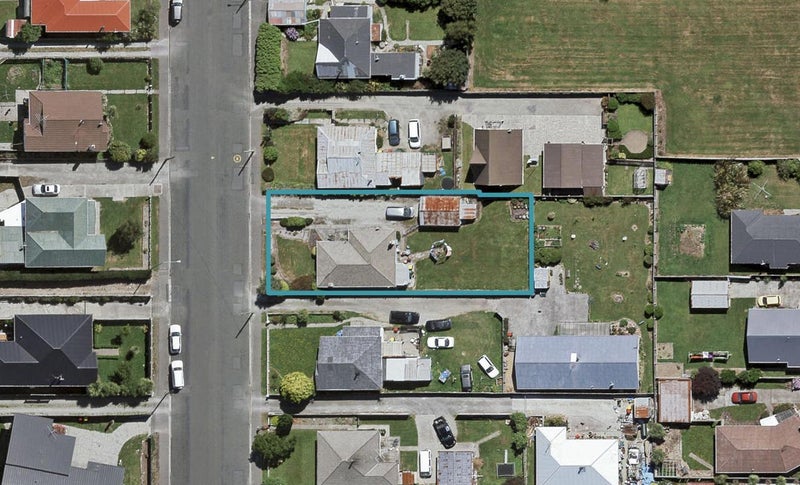 42 Brown Street, Strathern, Invercargill - Carousel 1