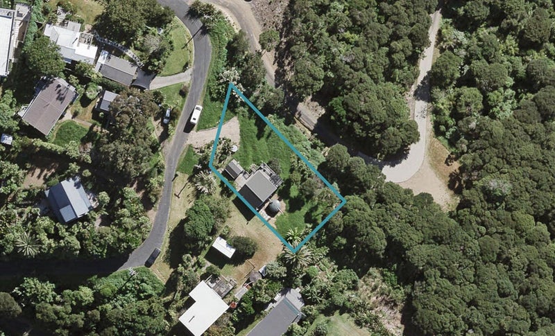 48 Matapana Road, Palm Beach, Waiheke Island - Carousel 1