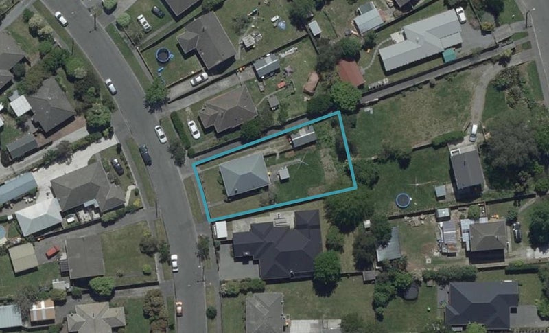 20 Bateman Avenue, Bryndwr, Christchurch - Carousel 1