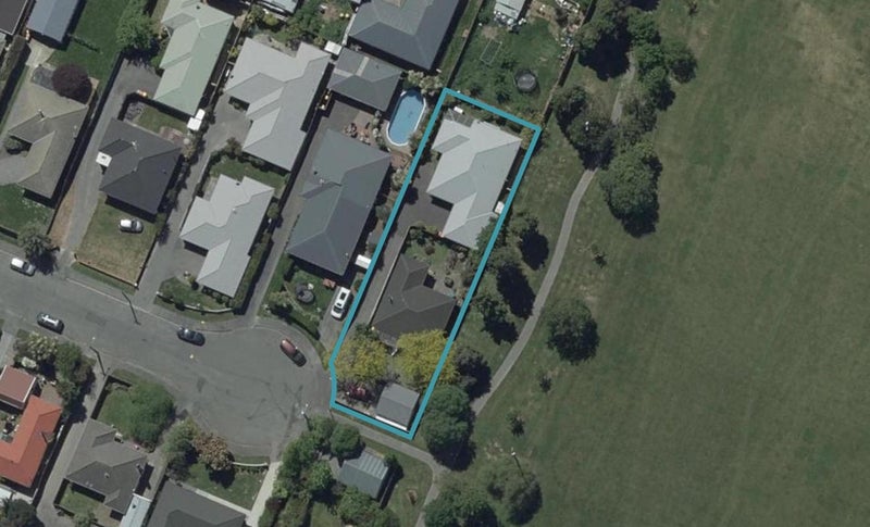 1/2 Hare Street, Ilam, Christchurch - Carousel 1