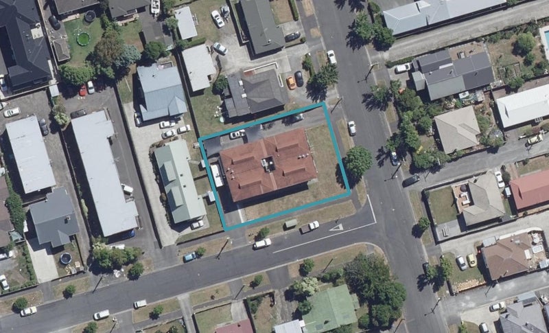 2/15 Coates Street, Hamilton East, Hamilton - Carousel 1
