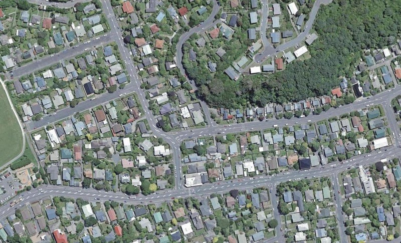 42 Ranelagh Street, Karori, Wellington - Carousel 1
