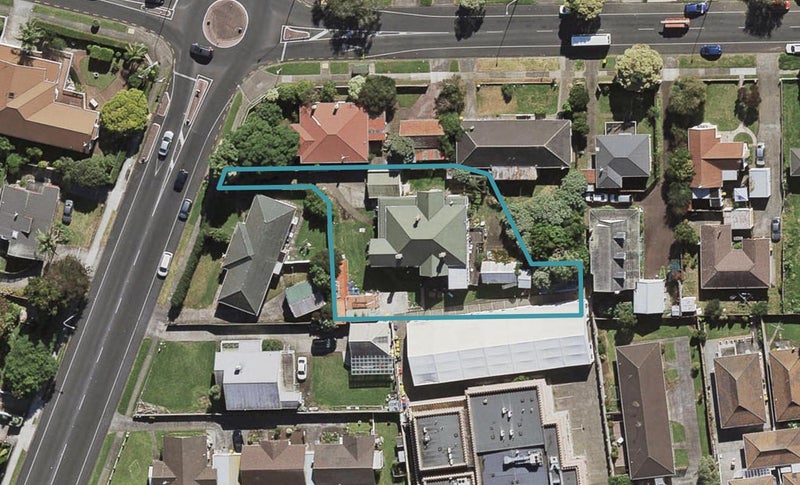 2/0 Kolmar Road, Papatoetoe, Auckland - Carousel 1