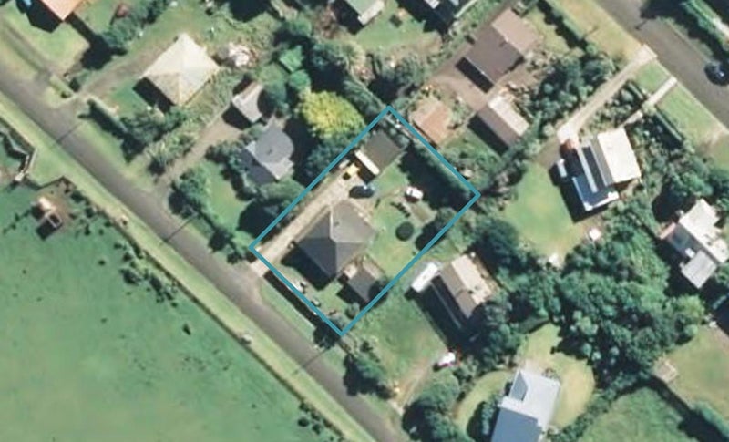 8 Karora Street, Hawera - Carousel 1