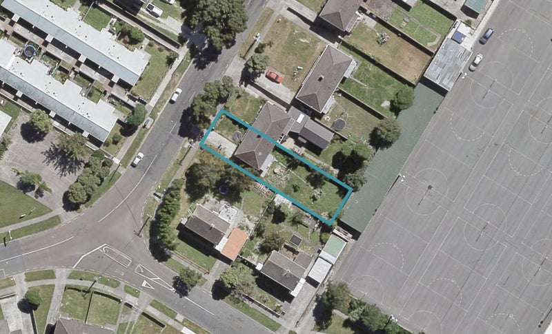 62 Reynolds Street, Taita, Lower Hutt - Carousel 1