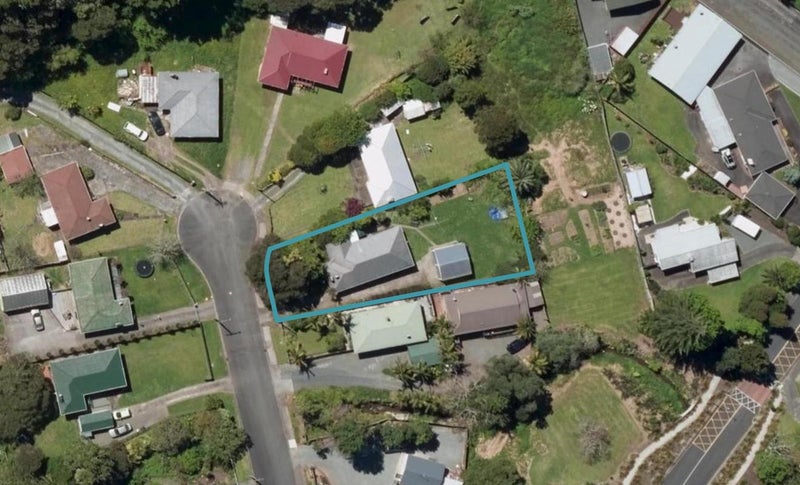 4 Woodhill Close, Avenues, Whangarei - Carousel 1