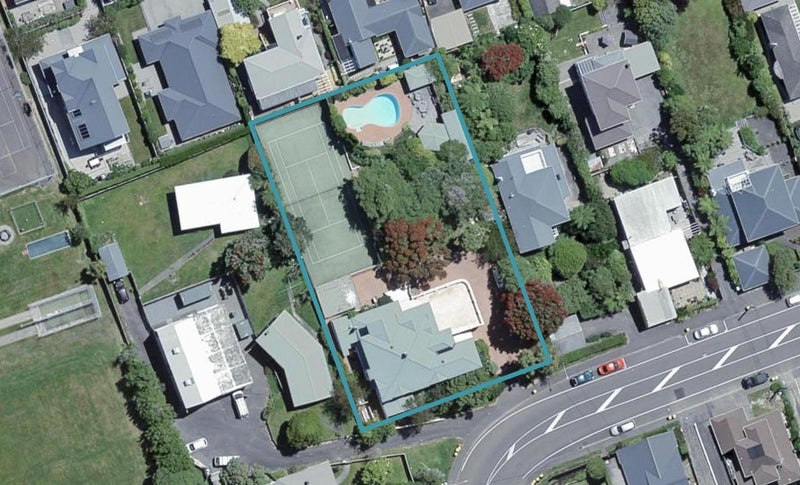 50 Braithwaite Street, Karori, Wellington - Carousel 1