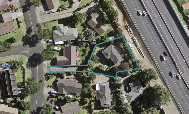 183C Walter Strevens Drive, Conifer Grove, Takanini - Carousel 1
