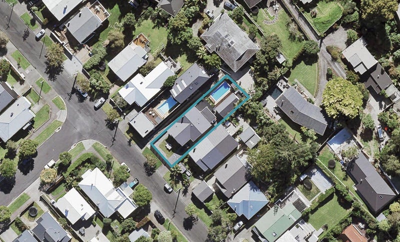 77 Warnock Street, Westmere, Auckland - Carousel 1