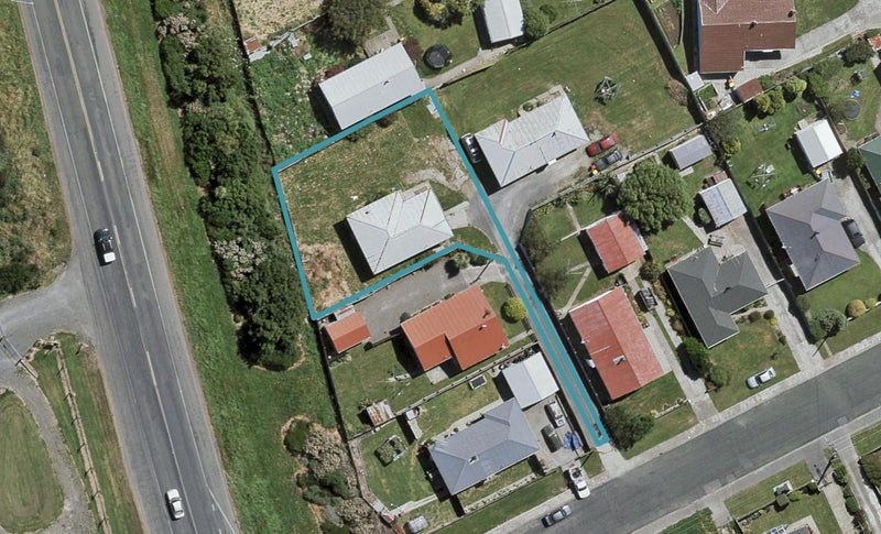8 Hyde Street, Clifton, Invercargill - Carousel 1