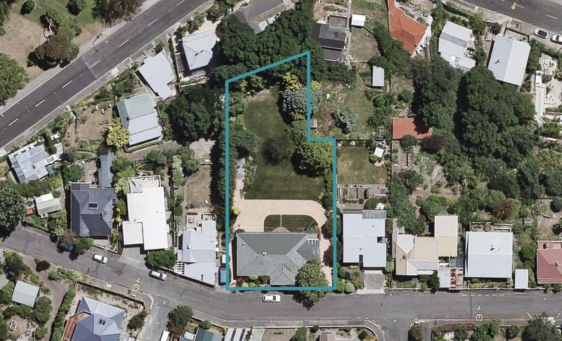 8 Enfield Road, Hospital Hill, Napier - Carousel 1