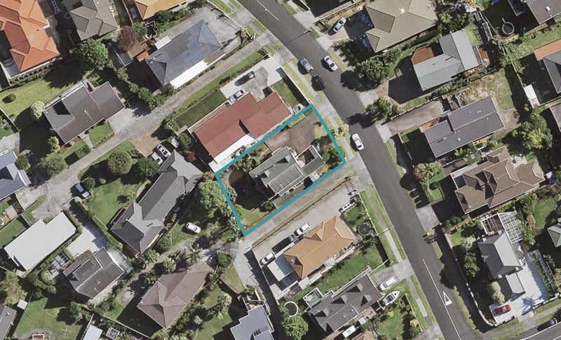 12 Sophora Place, Totara Heights, Auckland - Carousel 1