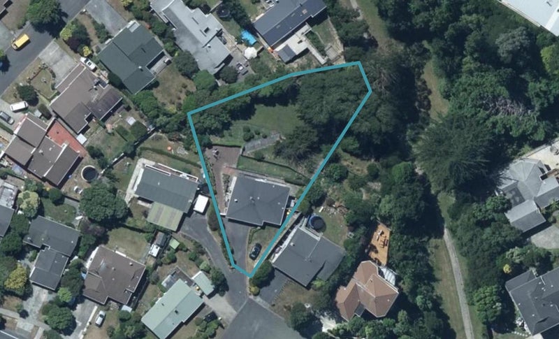 95 Discovery Drive, Whitby, Porirua - Carousel 1