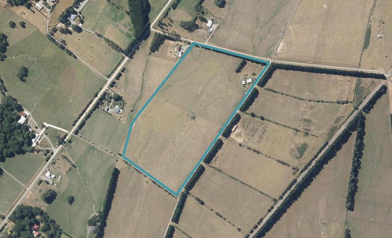 36 Algies Road, Featherston - Carousel 1