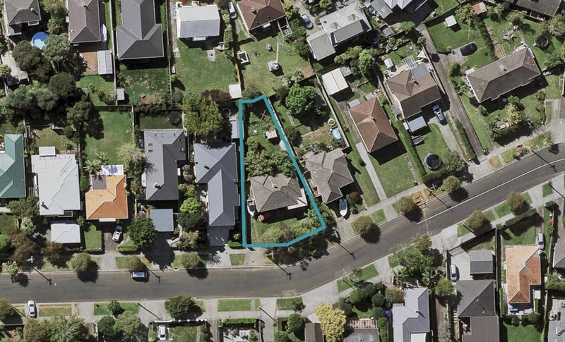 16 Harapaki Road, Meadowbank, Auckland - Carousel 1