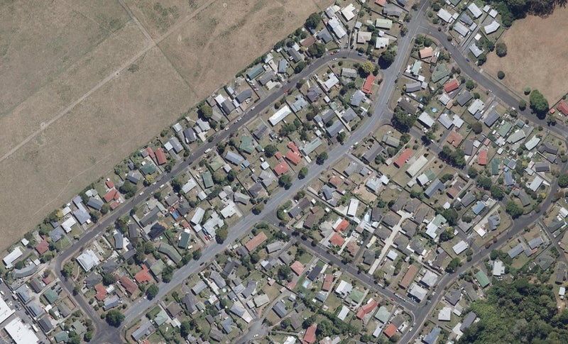 31 Nevada Road, Silverdale, Hamilton - Carousel 1